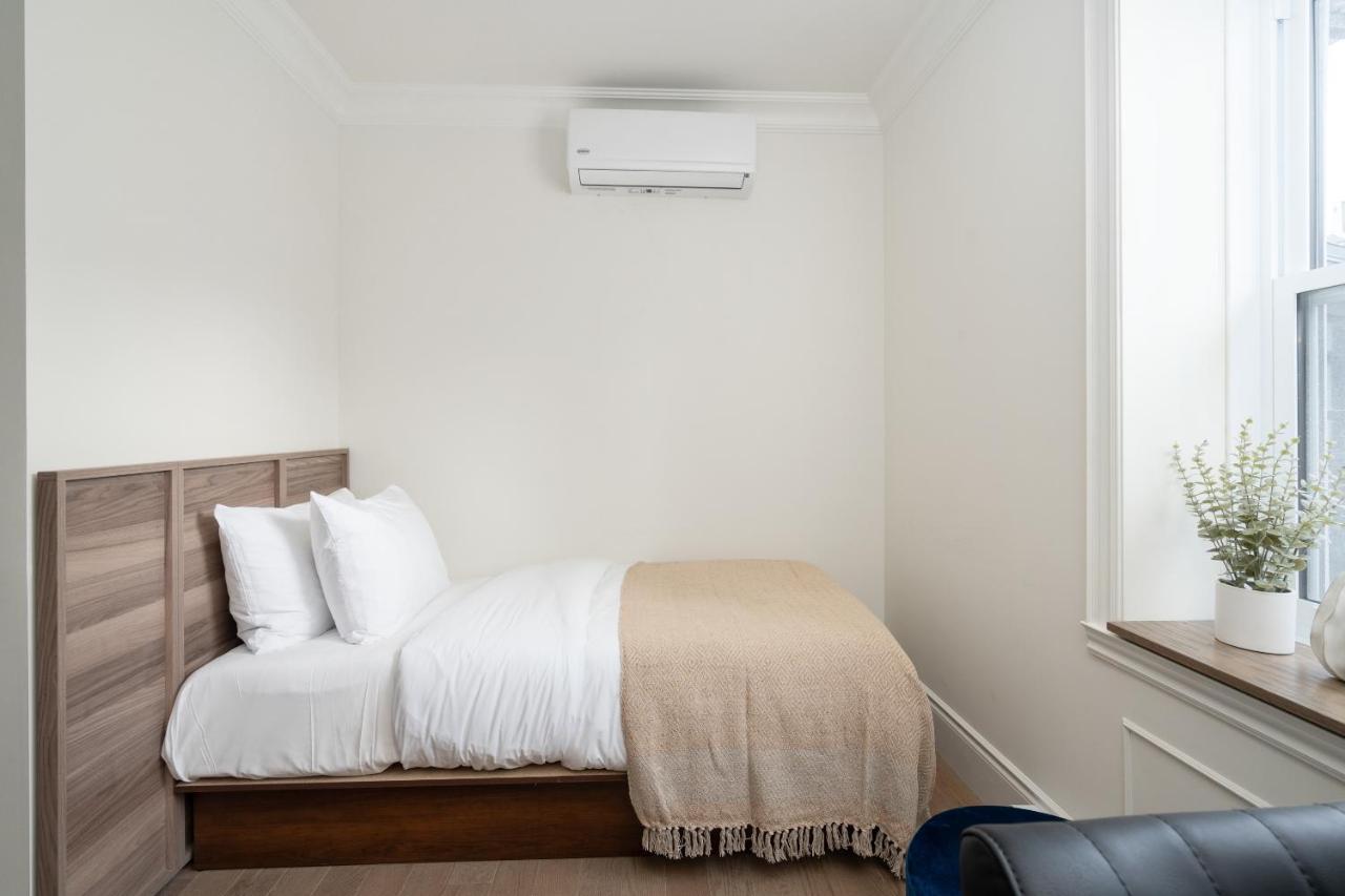 Opal Apartment Montreal Room photo